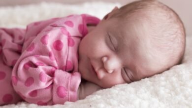 How to Dress Baby for Sleep